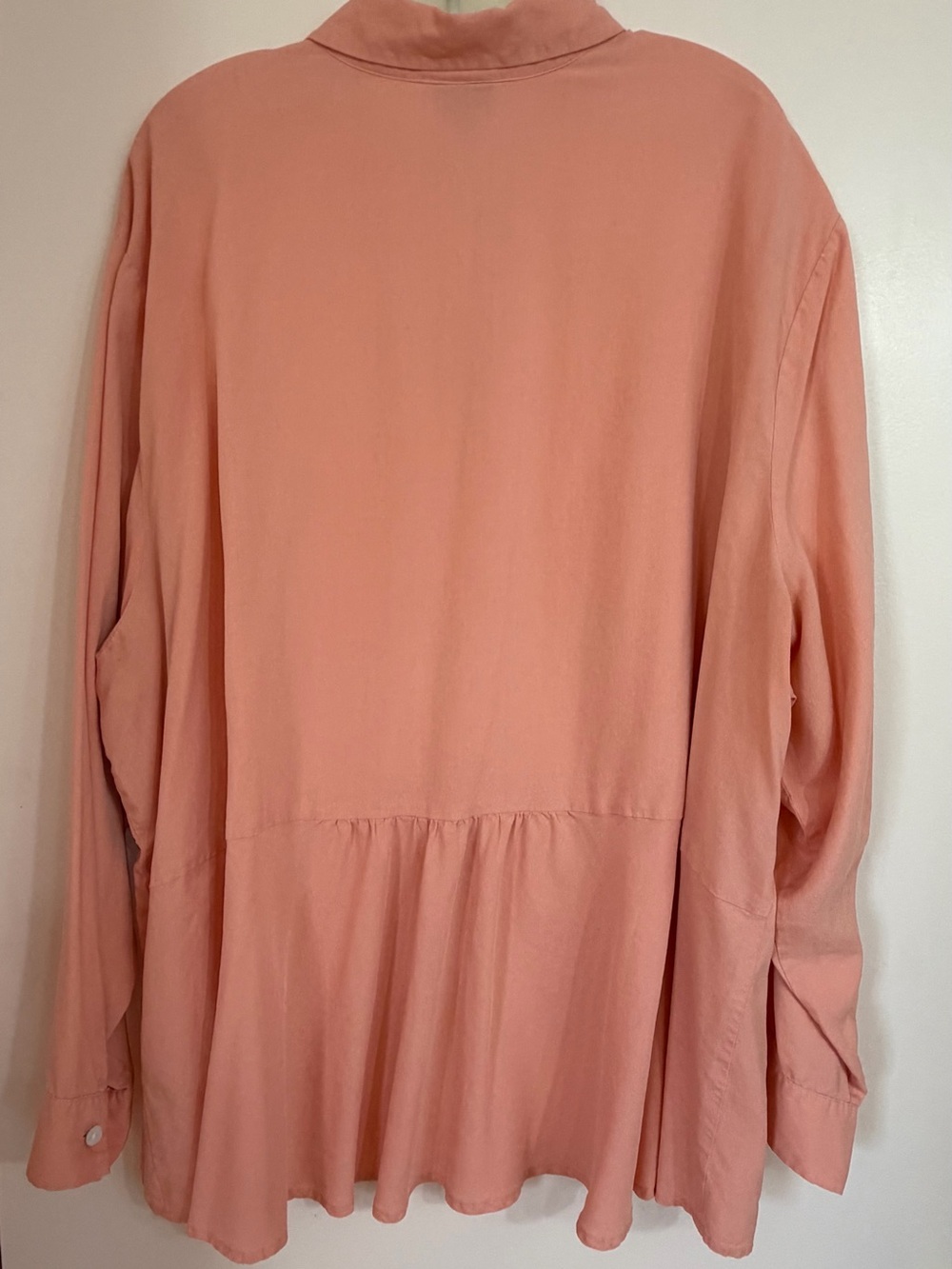 J. Jill Coral Button-Down Casuali Silk Shirt with Back Peplum - Picture 3 of 5